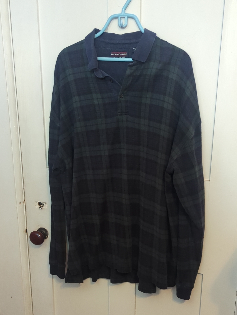 Roundtree & Yorke 1/4 button plaid pullover. Gently worn.
